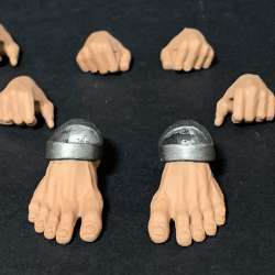 Mythic Legions Hands and Feet figure