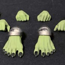 Mythic Legions Hands and Feet figure